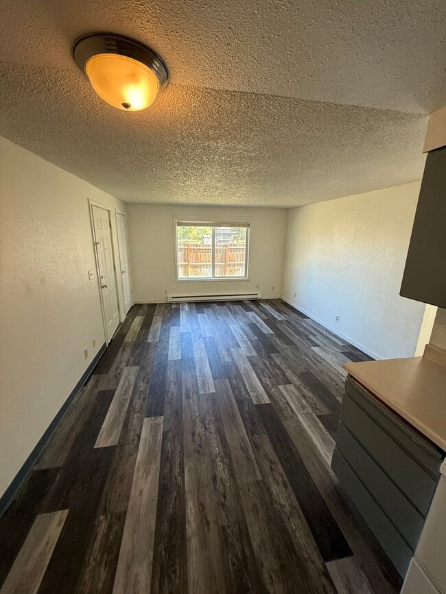 Building Photo - 2.2 Miles to Oregon Tech and Sky Lakes Med...