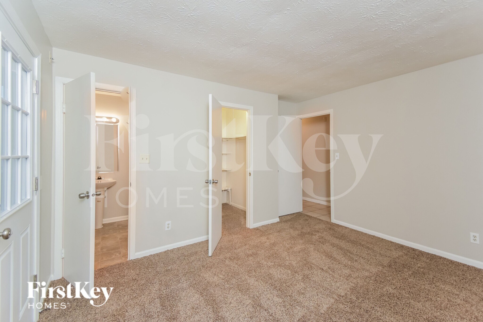 Building Photo - 5707 Windward Way