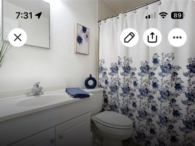 Building Photo - 1585 Dead River Rd