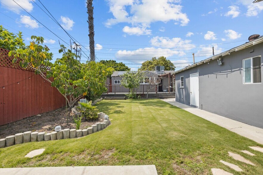 Building Photo - 11110 Charnock Rd