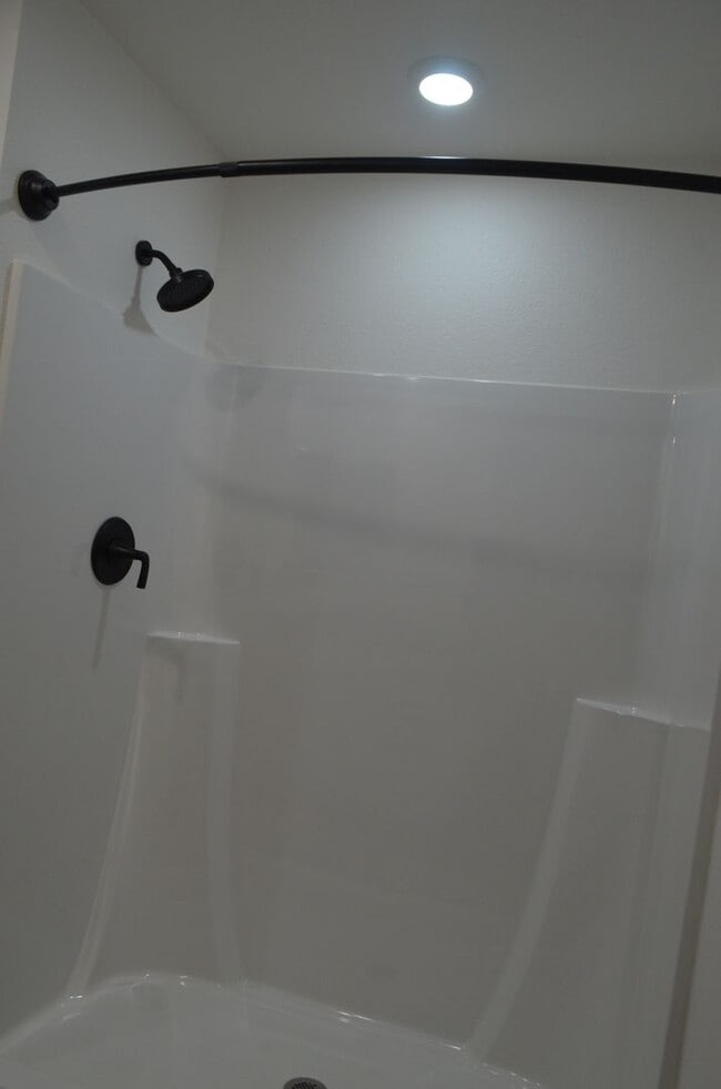 Building Photo - 1438 Walker Pl Blvd