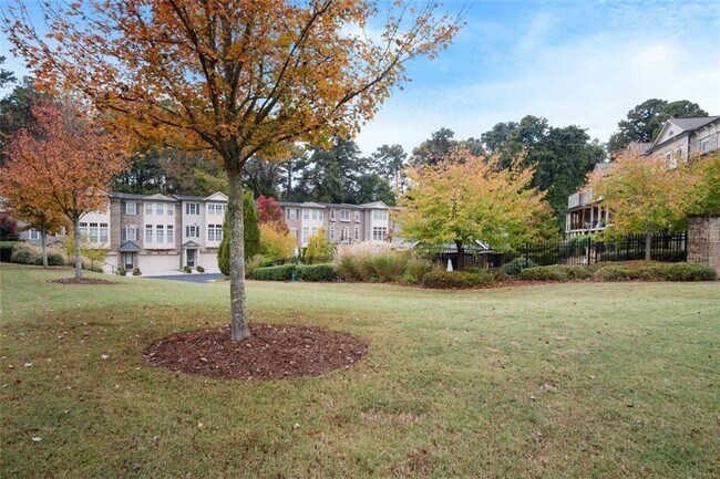 Building Photo - 2418 Gatebury Cir