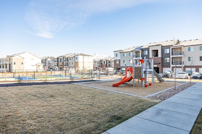 Building Photo - 3717 W 1500 N