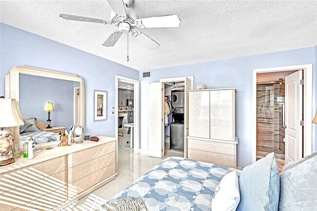 Building Photo - 1439 S Ocean Blvd