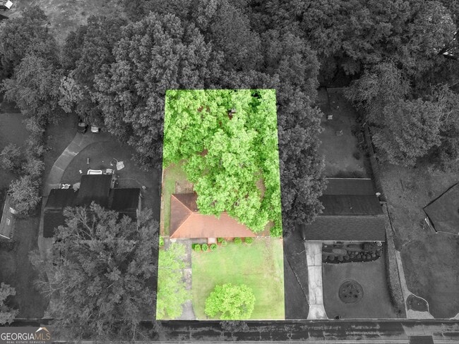 Building Photo - 836 Oakdale Dr