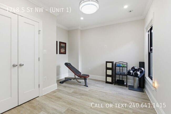 Building Photo - 1748 S St NW