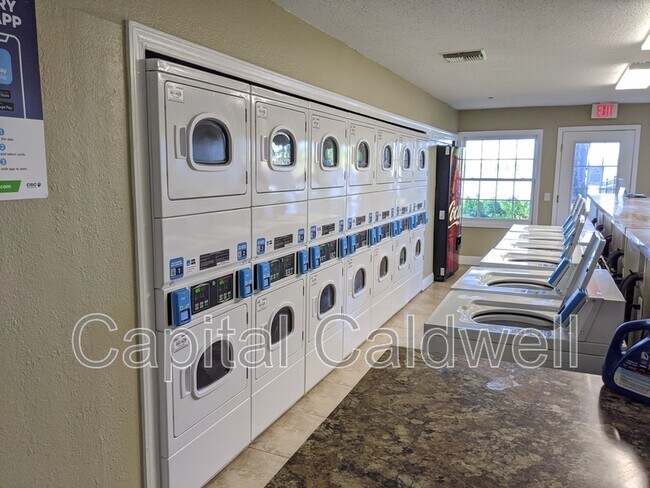 Building Photo - 13725 Juniper Blossom Dr