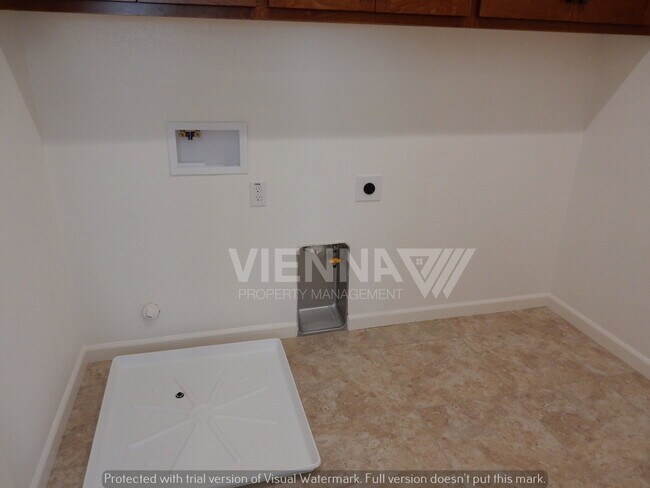 Building Photo - 4300 Adriatic Sea Way