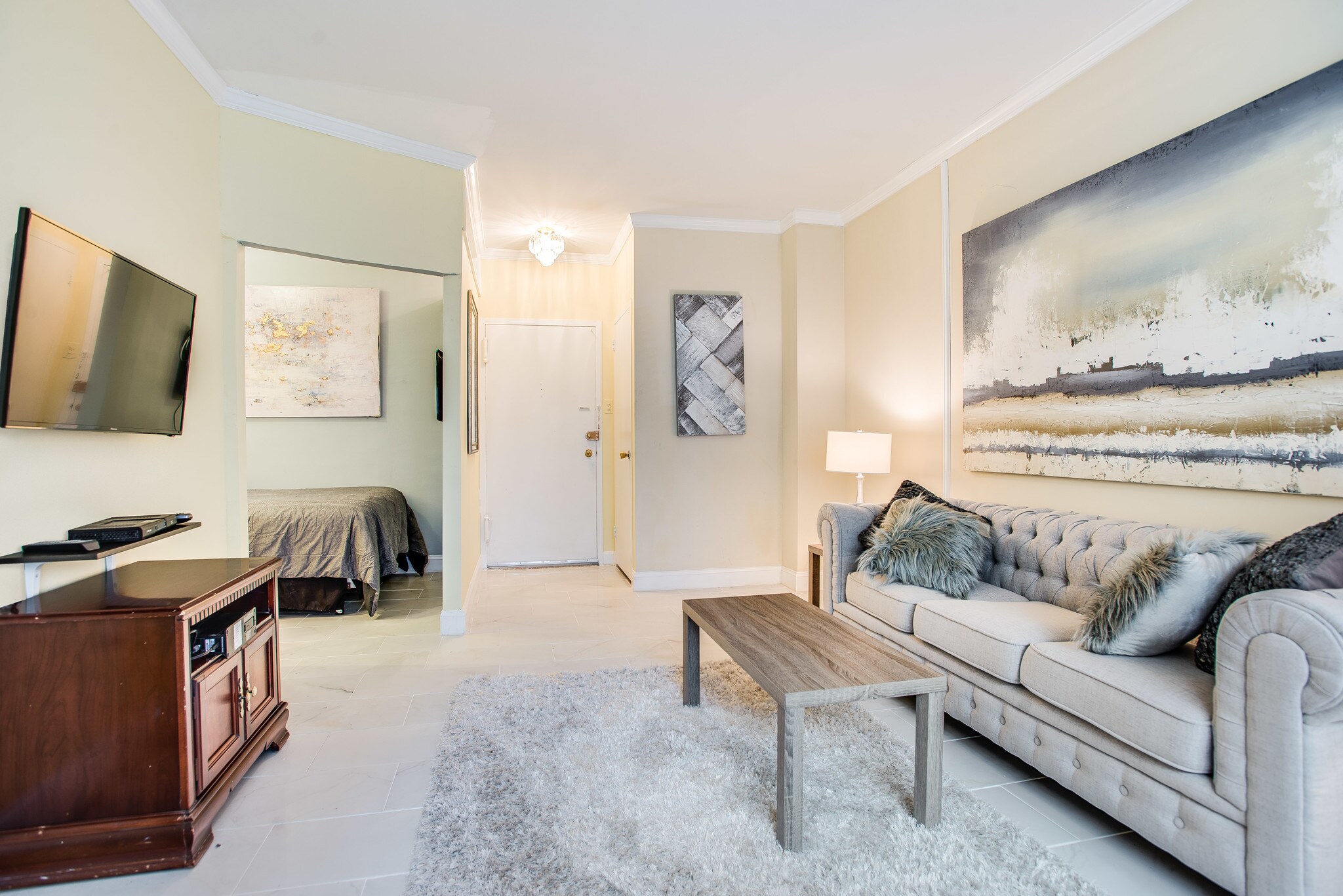 LIVING RM DOOR - 1021 Arlington Blvd