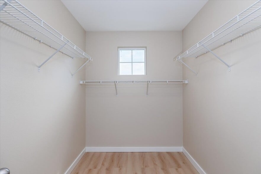 Large Walk-in Closet - 281 N Royal Oak St