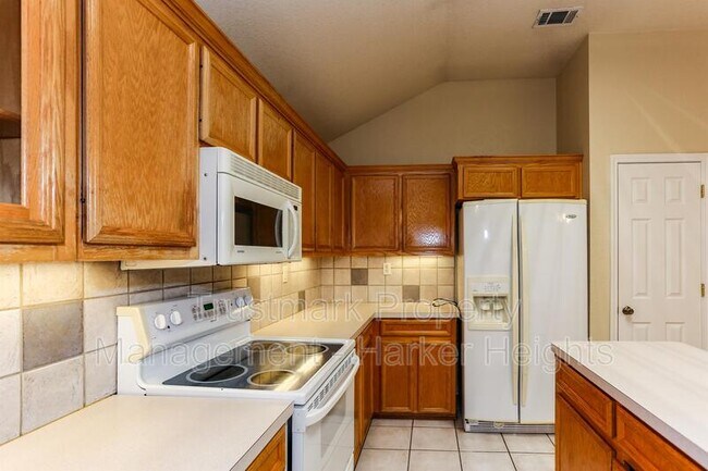 Building Photo - 4505 Vahrenkamp Dr