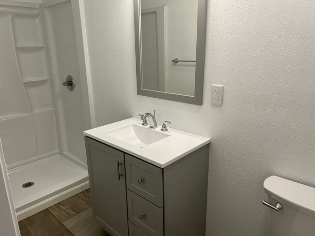 Building Photo - 217 Bay St NW