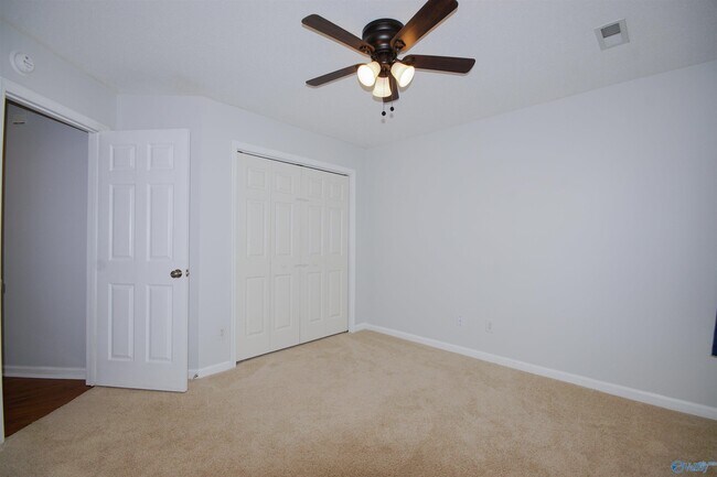 Building Photo - 145 Brass Oak Dr