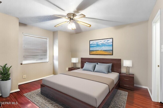 Building Photo - 150 Silver Shadow Dr