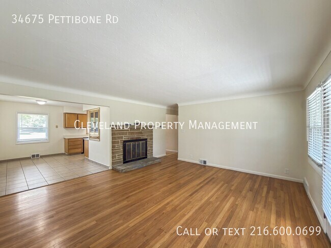 Building Photo - 34675 Pettibone Rd