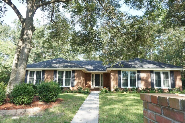 Building Photo - 116 Princeton Ln