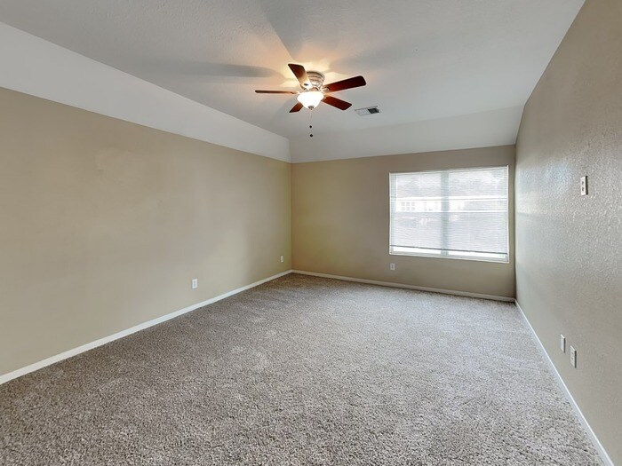 Building Photo - 8111 Loyal Ln