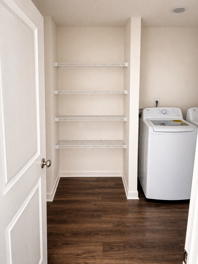 Building Photo - 514 Liberty Hall Dr