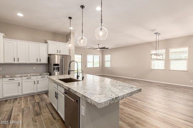 Building Photo - 2808 W Roosevelt Dr