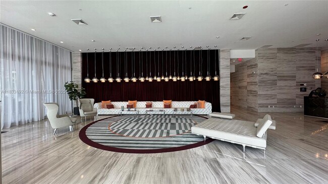 Building Photo - 2000 Metropica Wy