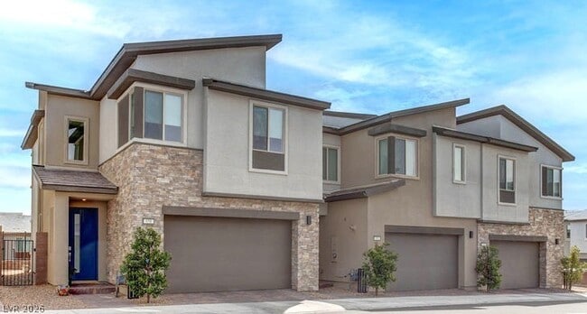 Building Photo - 646 Infinity Rdg St