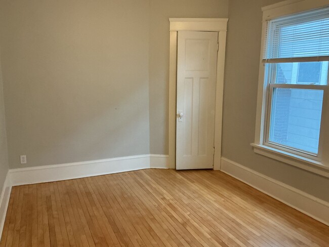 Building Photo - 2182 N 51st St