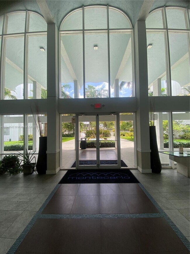 Building Photo - 488 NW 165th St