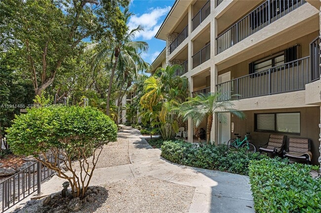 Building Photo - 96000 Overseas Hwy