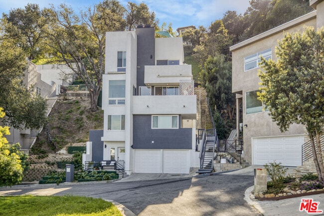 Building Photo - 4110 Vanetta Pl