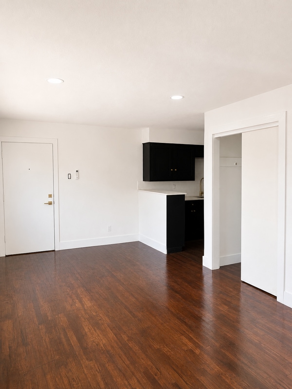 Building Photo - 2712 Oakcliff St