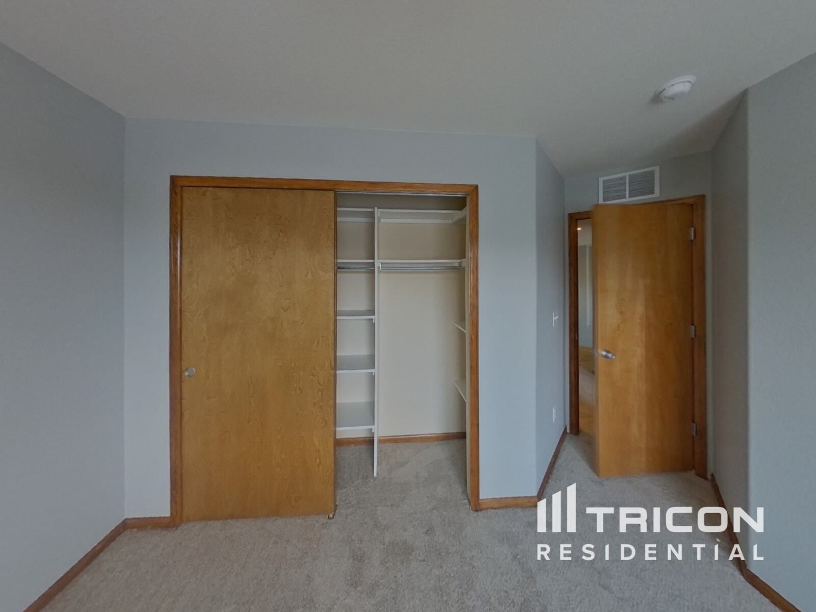 Building Photo - 4329 Centerville Dr