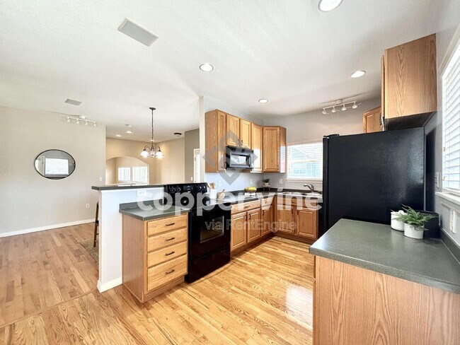 Building Photo - 9301 Amison Cir