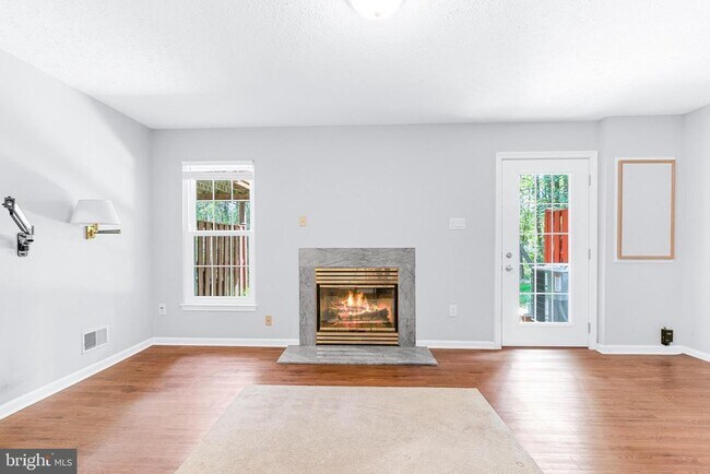 Building Photo - 18612 Clovercrest Cir