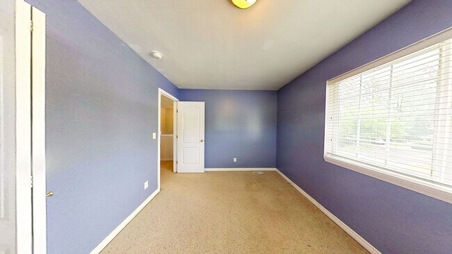 Building Photo - RENT SPECIAL! $500 OFF OF FIRST MONTH! 3 Bedroom, 2.5 Bath in the Cordata/Meridian Area!