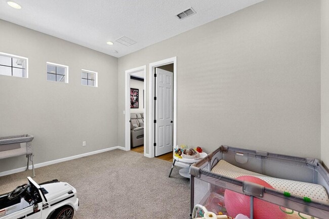 Building Photo - 1723 Mount Hood Trl NW