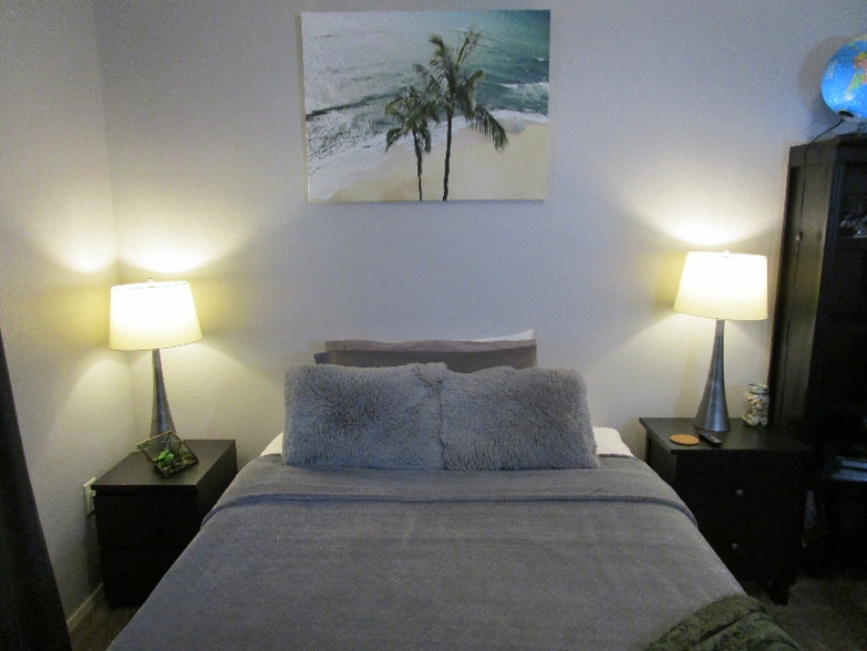 Primary Photo - 3830 E Lakewood Pkwy W