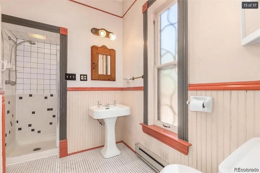 Bathroom - 2227 N Gilpin St