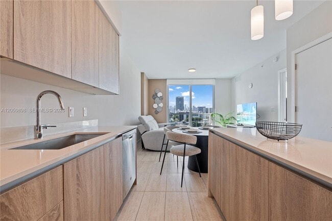 Building Photo - 3900 Biscayne Blvd