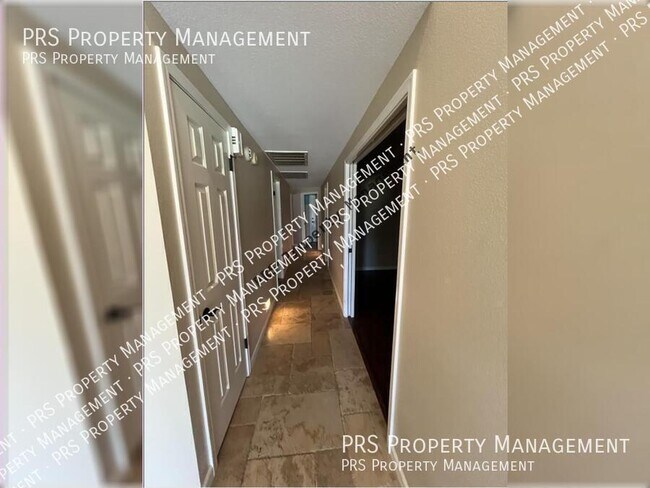Building Photo - 10906 E Navajo Dr