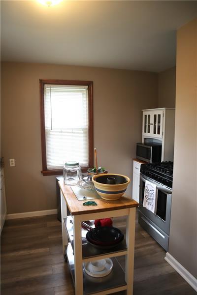 Building Photo - 3059 Mt Troy Rd