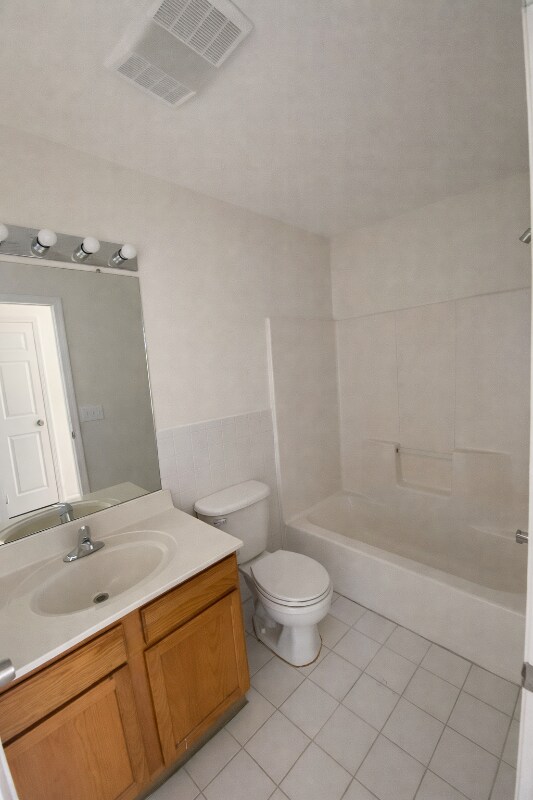 Building Photo - 381-383 S 6th St