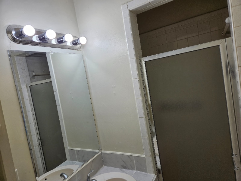 Building Photo - 2835 Glenderry St