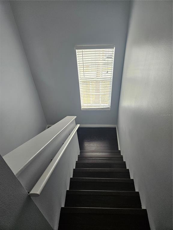 Building Photo - 2321 Water View Loop