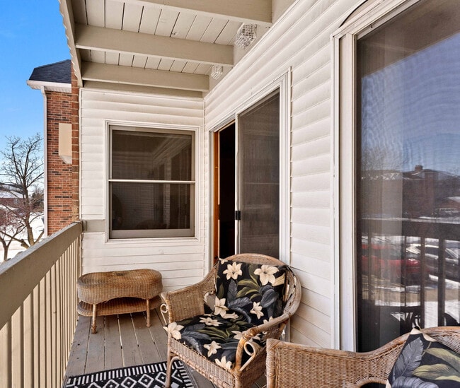 Building Photo - 1351 Cunat Ct