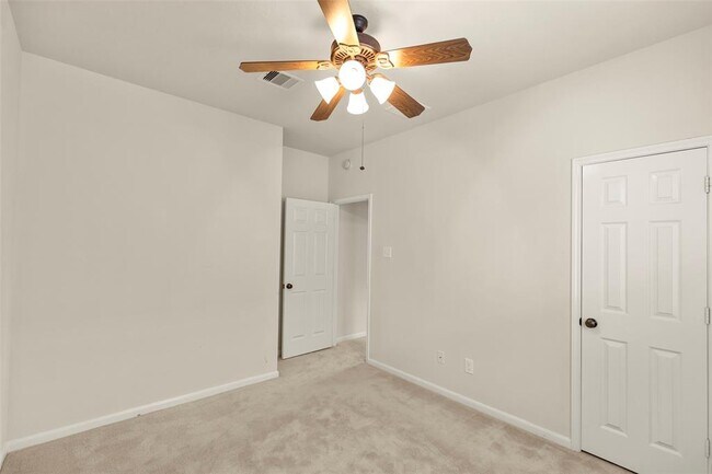 Building Photo - 7211 Desert Oaks Ct