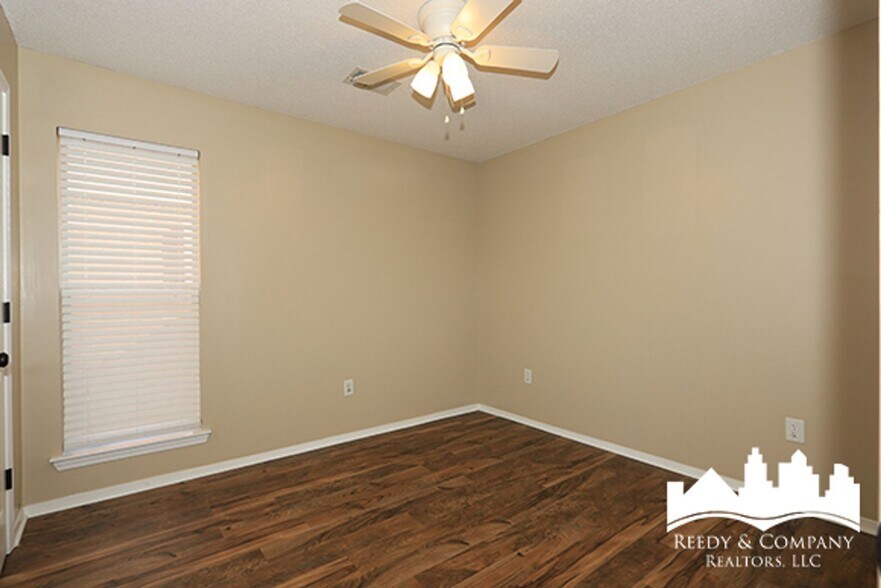 Building Photo - 6318 Magnolia Lakes Dr