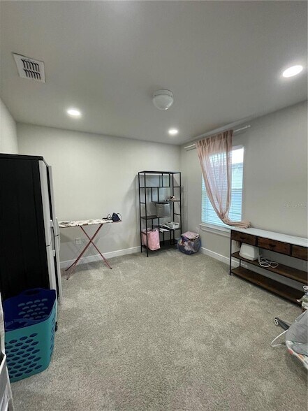 Building Photo - 30543 Thunderbird Dr