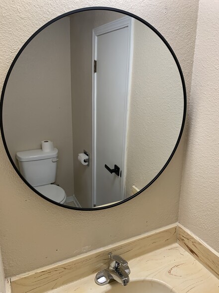 Downstairs Bathroom - 1435 Northglen St