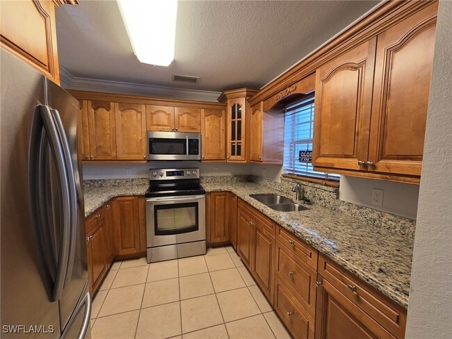 Building Photo - 9069 Gervais Cir