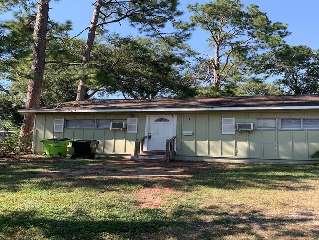 Primary Photo - 2217 Leaman Ave